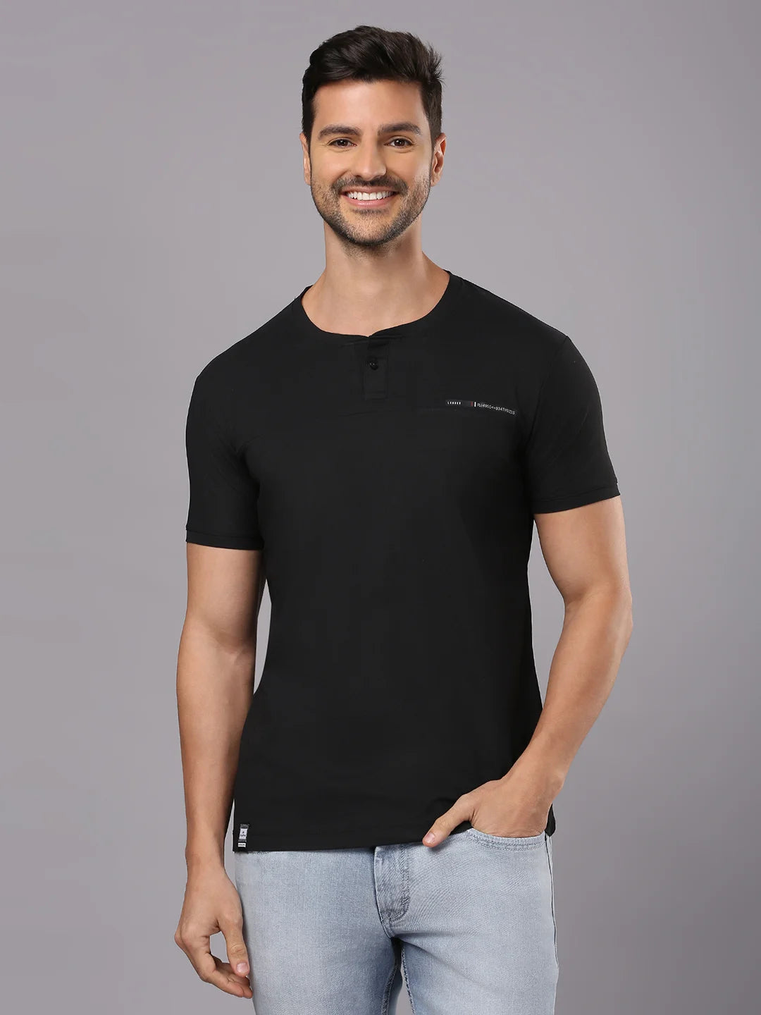 Black Solid Round Regular H/S T-Shirt