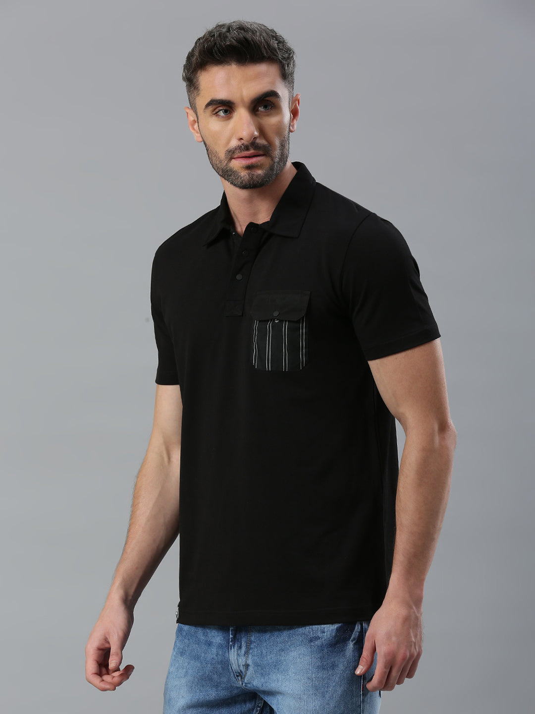 Black Solid Regular Fit Half Sleeve T-Shirt