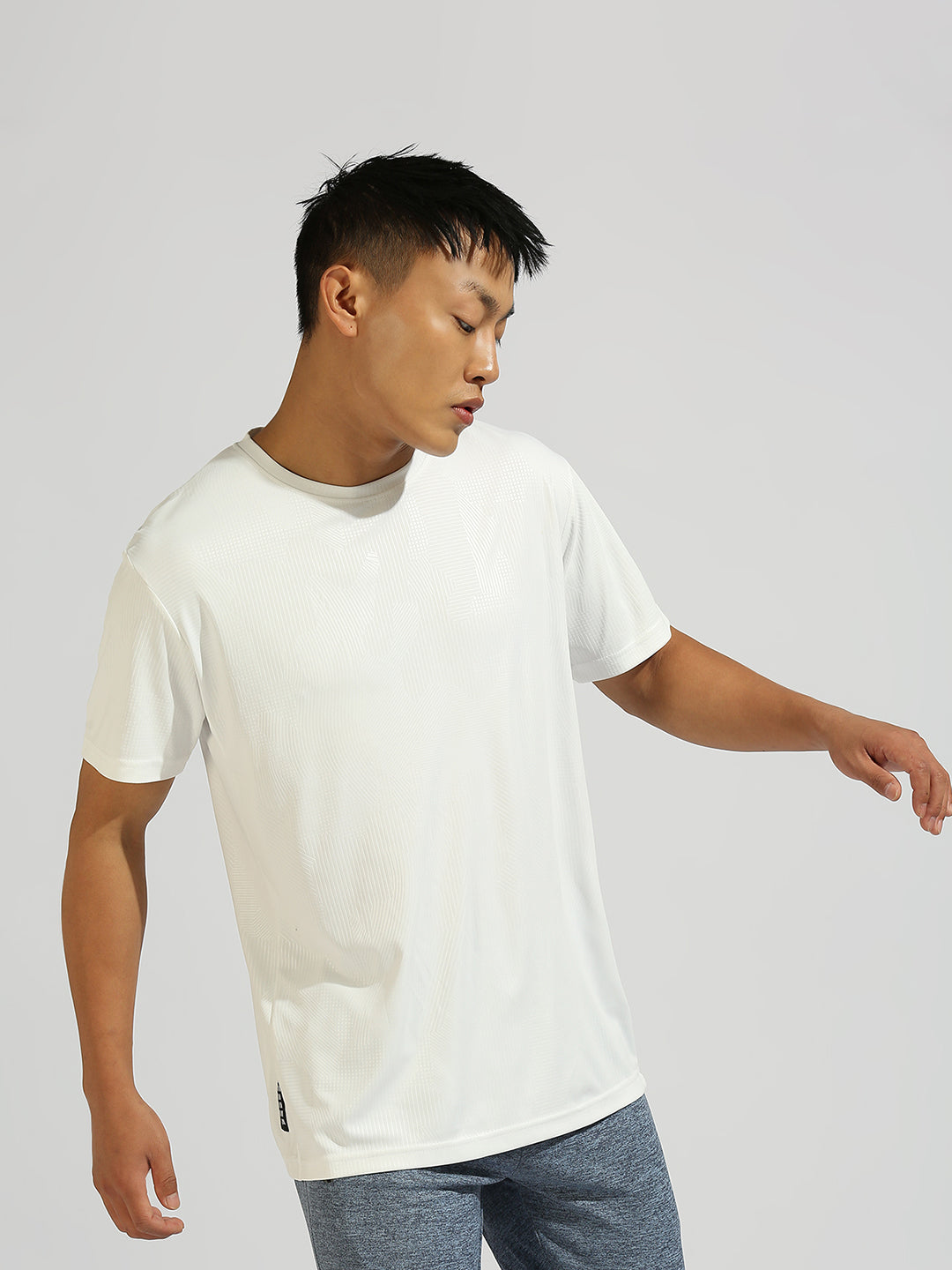 White Solid Regular Fit Half Sleeve T-Shirt