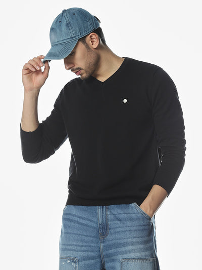 Black Solid Regular Fit Sweater