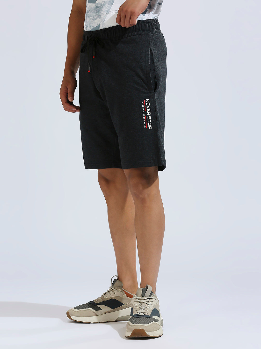 lightweight Printed Peacock Regular Fit Straight Shorts